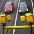 Дорожные камеры научат штрафовать водителей за опасную езду