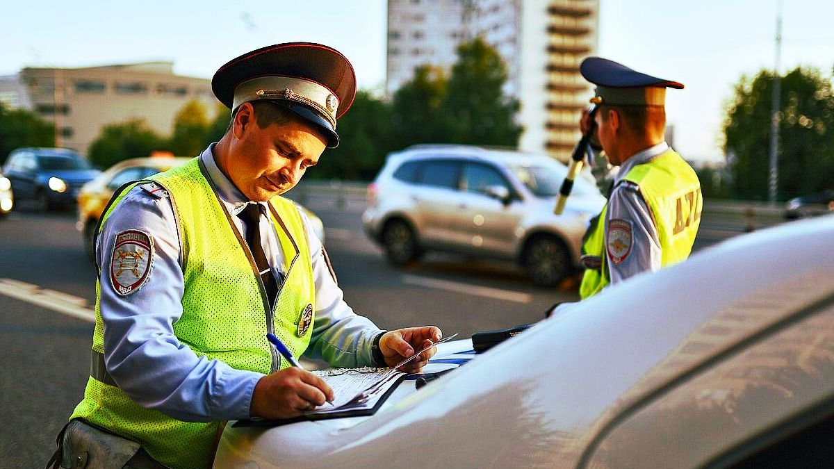 Какие новые штрафы ждут водителей в 2022 году?